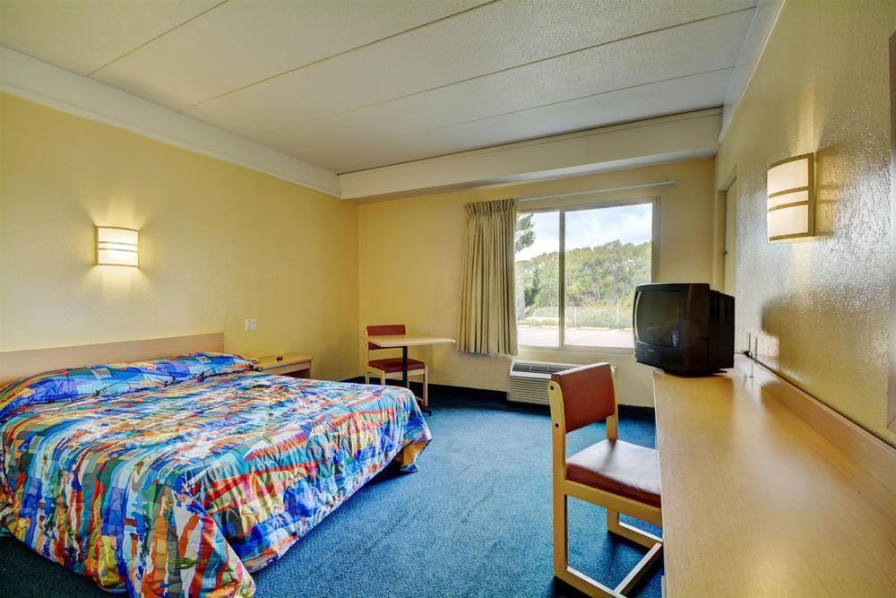 Motel 6-Joliet, Il - I-80 Exterior photo